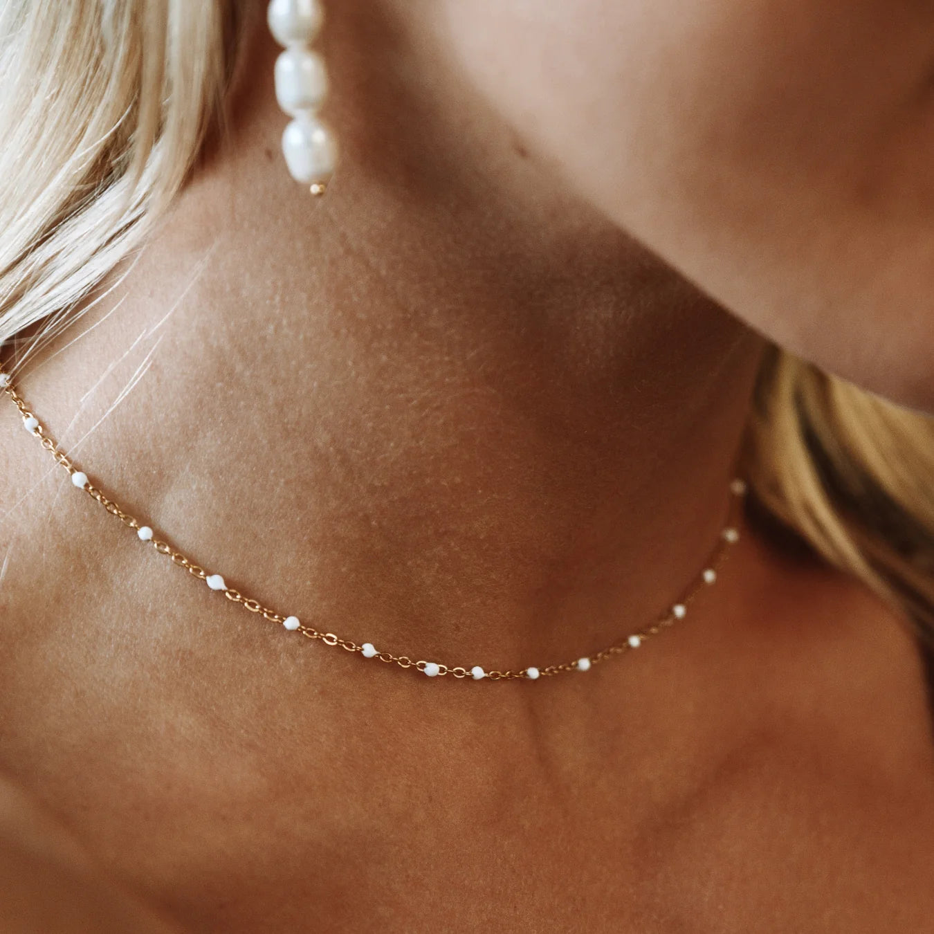 White Beaded Choker Kolye