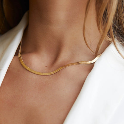 Kauai Herringbone Choker Kolye