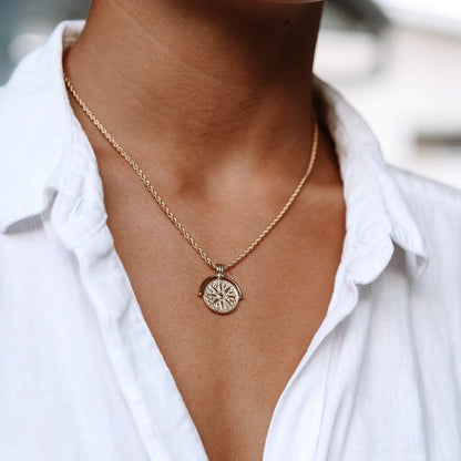 Golden Sun Necklace Kolye