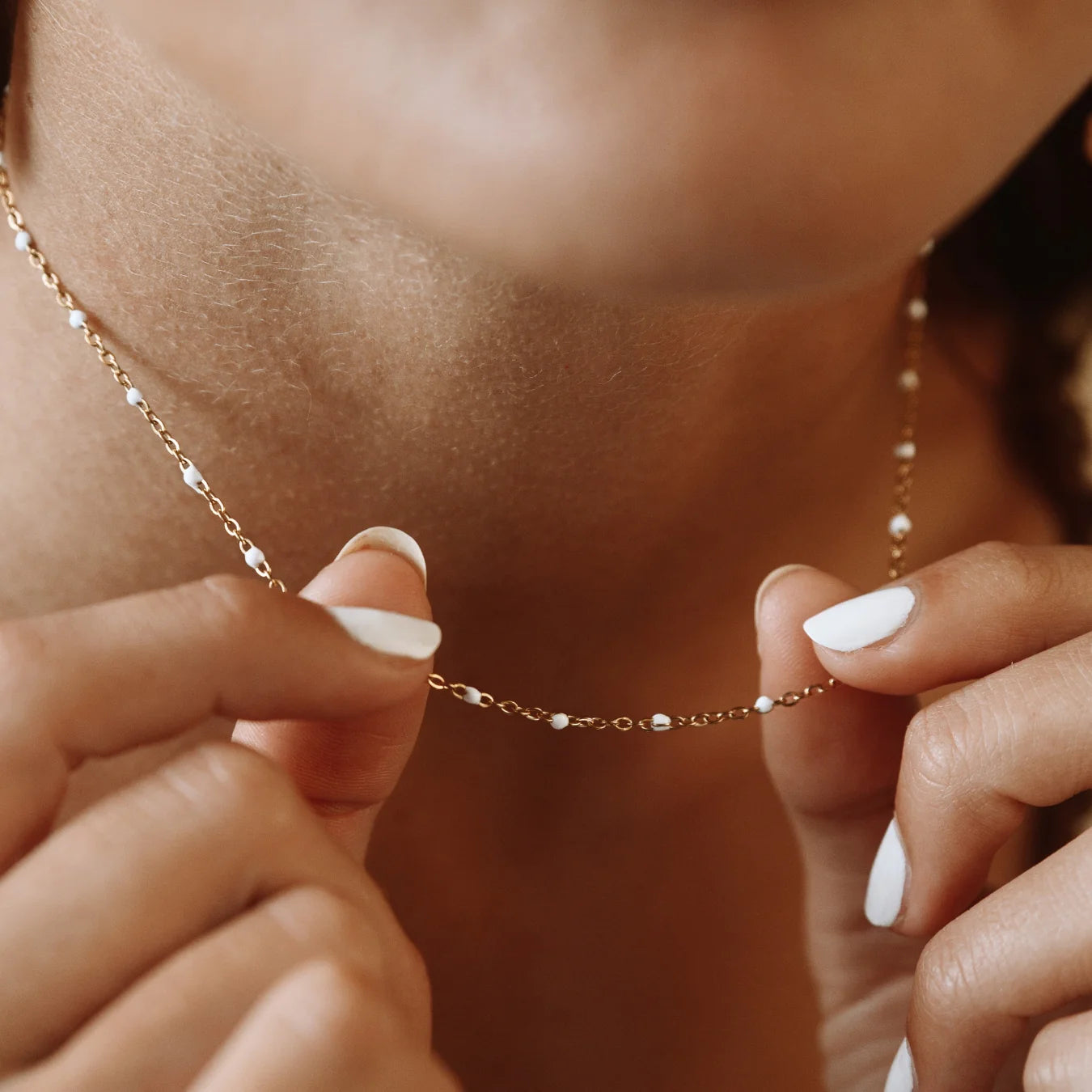 White Beaded Choker Kolye